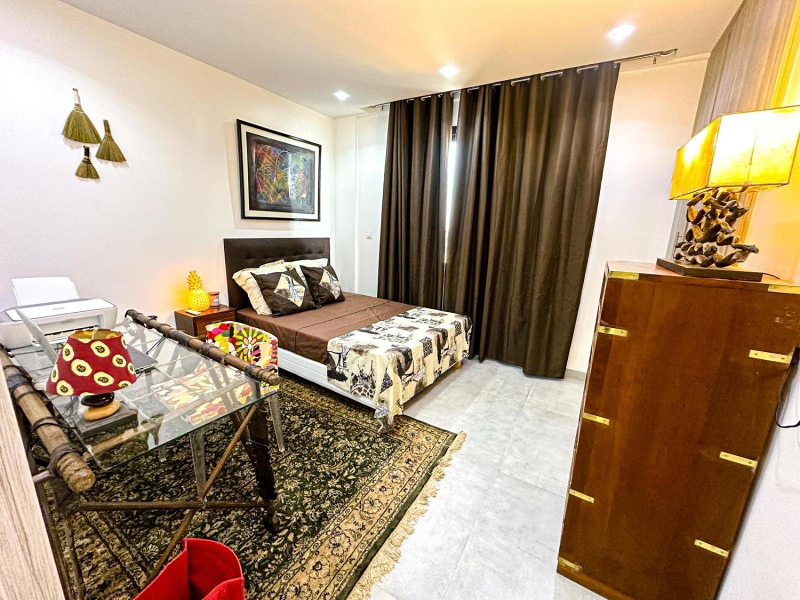 Residence Thea Дакар Екстер'єр фото